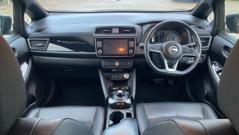 Nissan LEAF 110kW N-Connecta 39kWh 5dr Auto Electric Hatchback